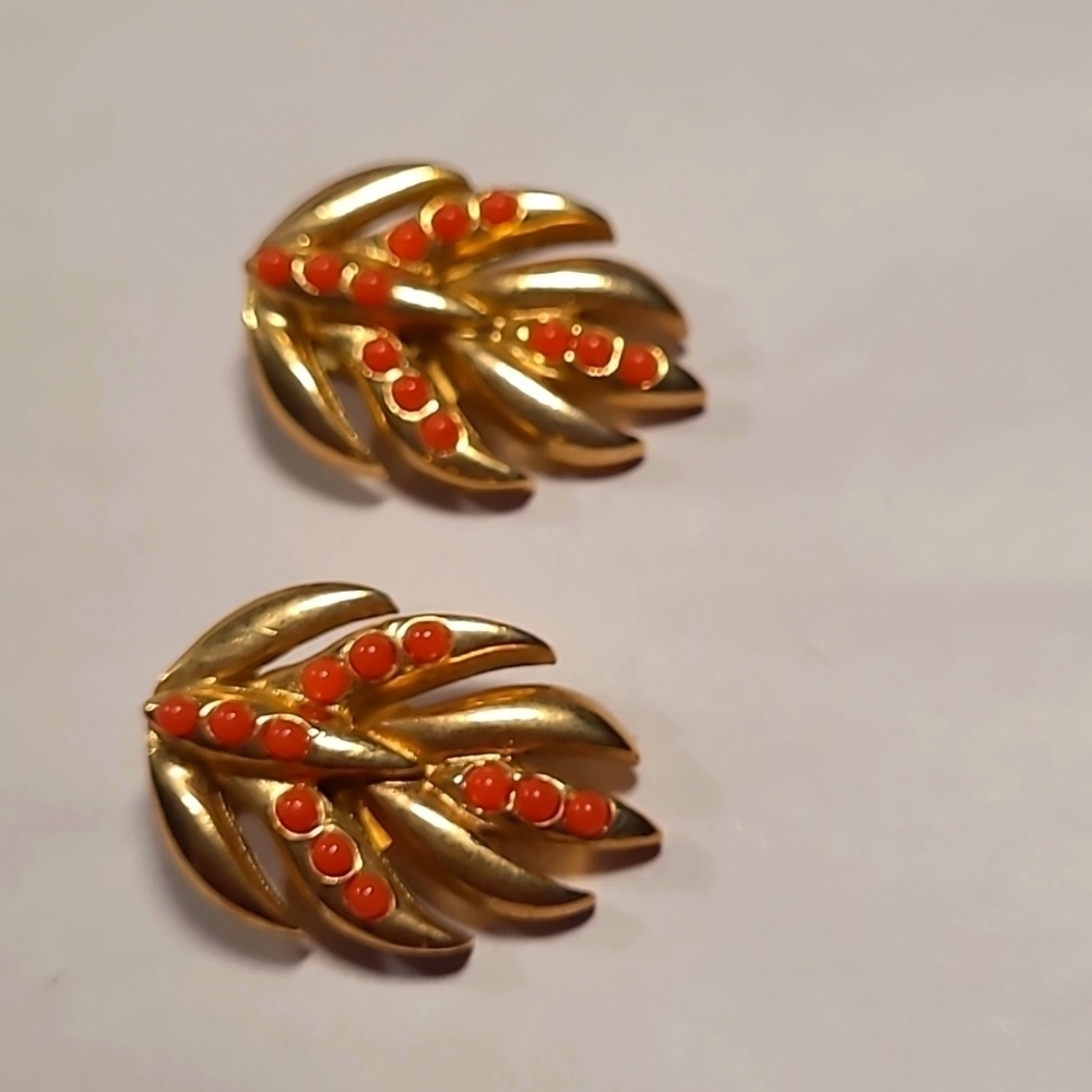 Bergere Vintage Clip-On Earrings With Stones